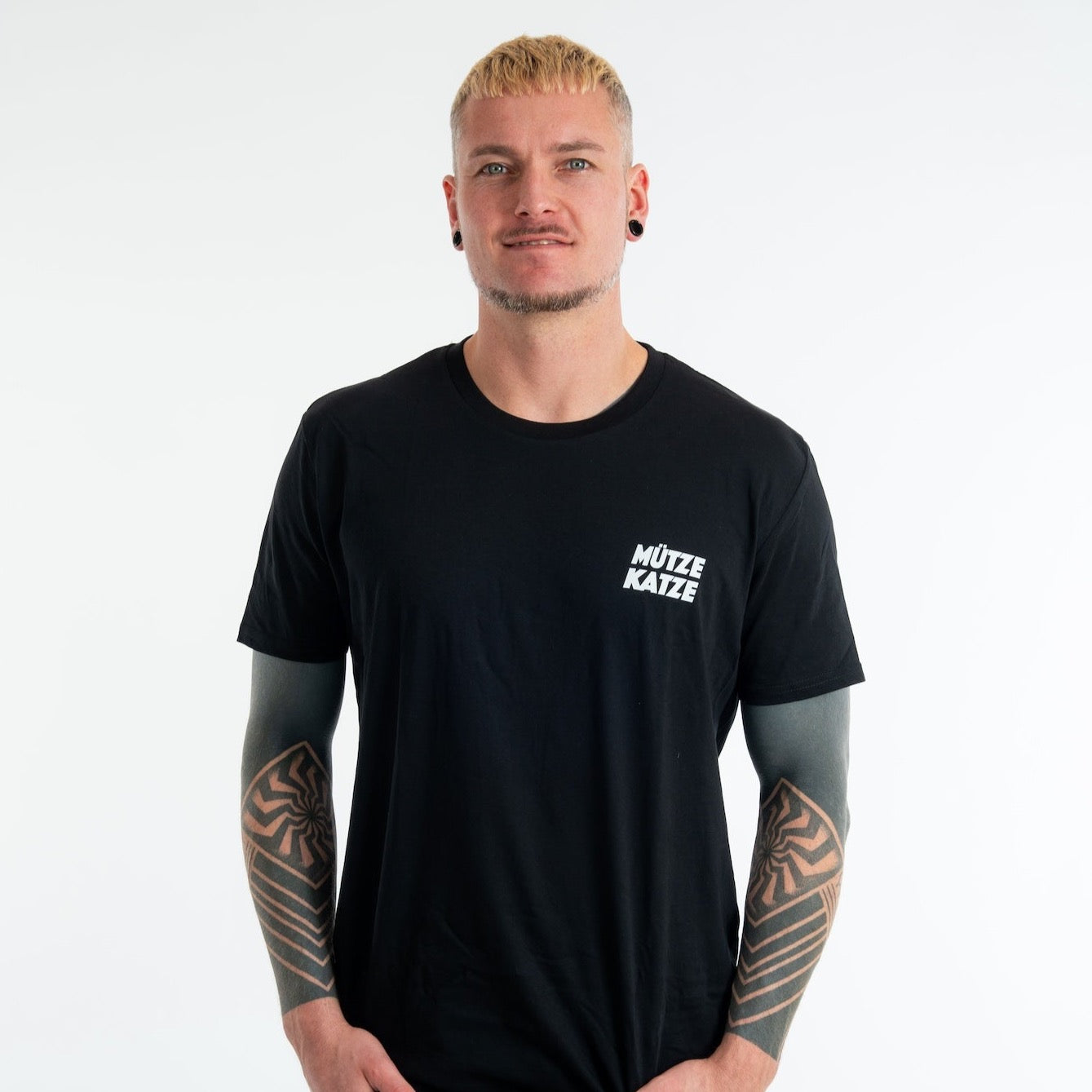 Mütze Katze (Logo klein) - T-Shirt